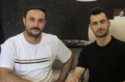 Burak Süleyman, Sakaryaspor ile devam dedi