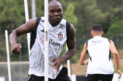 Beşiktaş'ta Arthur Masuaku ve Vincent Aboubakar takıma katıldı