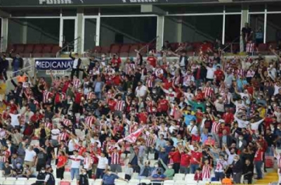 Sivasspor’da kombinelerin genel satışı başladı