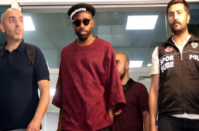 Bakambu İstanbul'a geldi