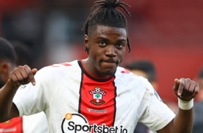 Chelsea bir yıldız daha bitirdi! Romeo Lavia için 58 milyon sterlin