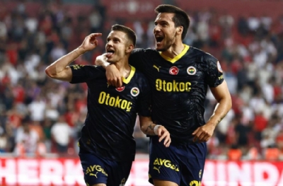 Polonya'nın umudu Sebastian Szymanski! Galatasaray efsanesi bile hayran