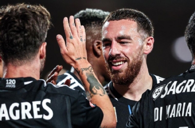 Orkun Kökçü'nün Manchester United kararı! Galatasaray'a rakip olmadı