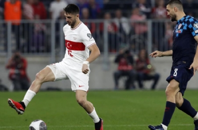 İsmail Yüksek'ten Montella'ya övgü