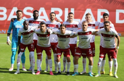Sivasspor’da Caner ve Manaj sınırda