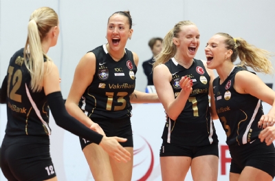 Sarıyer Belediyespor - VakıfBank maç sonucu: 0-3