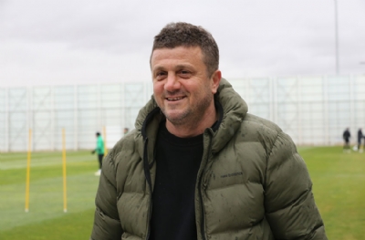 Hakan Keleş'ten transfer açıklaması: Gerekli mevkilere takviyeler yapacağız