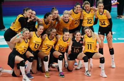VAKIFBANK - DENTİL PRAİA: 3-0 (MAÇ SONUCU)