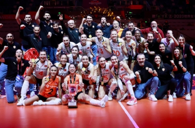 Eczacıbaşı Dynavit - VakıfBank: 3-2 (MAÇ SONUCU)