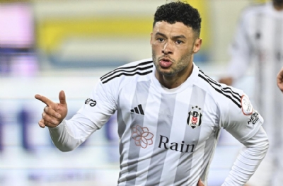 Alex Oxlade-Chamberlain ameliyat edildi