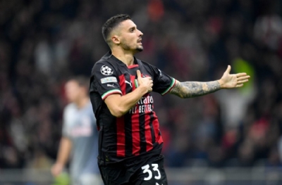 Fenerbahçe'nin ilgilendiği Rade Krunic'in rakamı her gün değişiyor! Bugün zam geldi
