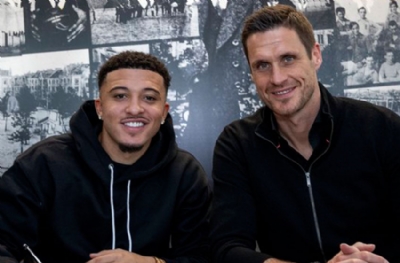 Borussia Dortmund duyurdu! Jadon Sancho imzayı attı