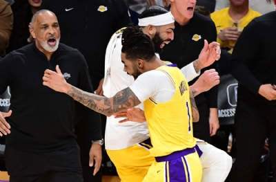 Los Angeles Lakers - Dallas Mavericks: 127-110 (MAÇ SONUCU)