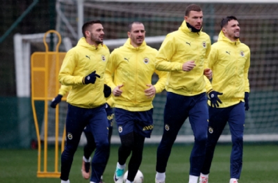 Fenerbahçe kampa girdi