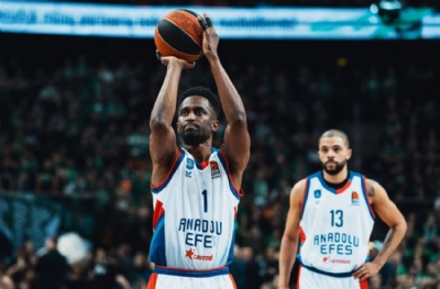 Zalgiris - Anadolu Efes maç sonucu: 96-70