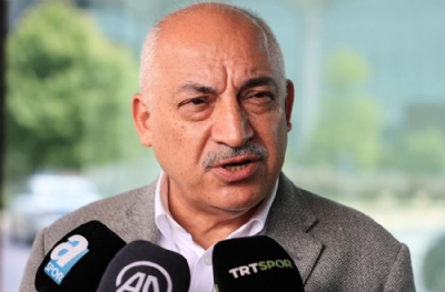 Büyükekşi transferler yüzünden kulüpleri uyardı! 'Cezasına katlanırsınız'
