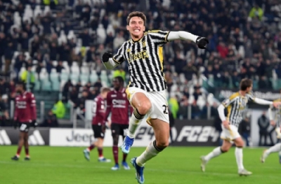 Madrid'in sol bek listesi hazır! Davies olmazsa Cambiaso