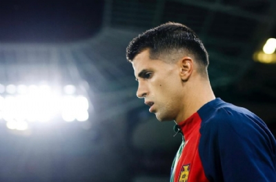 Cancelo'nun fiyatı belli oldu! Barcelona düşürmeye çalışıyor