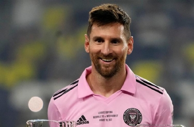 Hong Kong'da Messi'nin oynamadığı maçın seyircilerine bilet paralarının yarısı iade edilecek