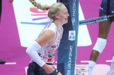 Kathryn Plummer Eczacıbaşı Dynavit’te