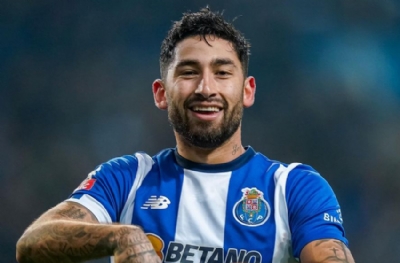 Arsenal'i üzen orta saha Liverpool'a! Alan Varela hamlesi