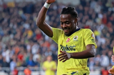 Fenerbahçe'de kendisini buldu! Osayi-Samuel küllerinden doğdu