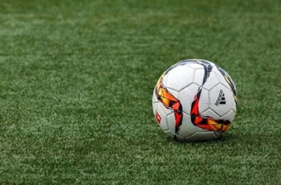 IFAB'dan 3 yeni kural! Hakemle sadece kaptan konuşacak
