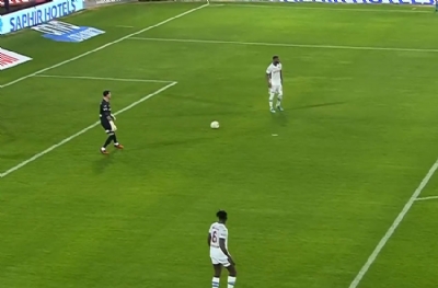 Trabzonspor'da 'Karadeniz Fıkrası' gibi gol için Uğurcan ve Denswill sorguya çekildi