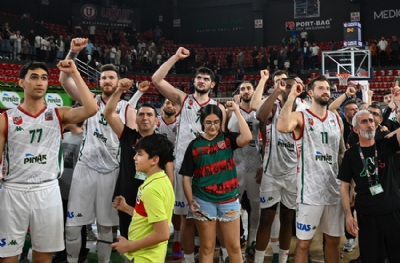 Pınar Karşıyaka - Bahçeşehir Koleji maç sonucu: 92-76