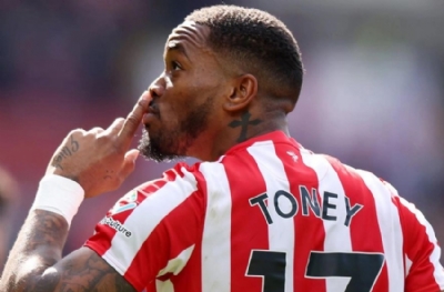 Ivan Toney, West Ham United yolcusu