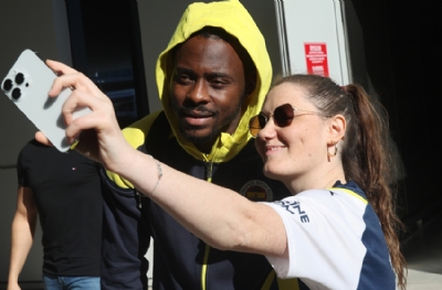 Fenerbahçe, Olympiakos maçı için Yunanistan’da