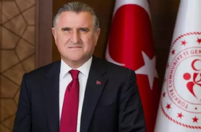 Bakan Bak, Fenerbahçe Alagöz Holding'i tebrik etti