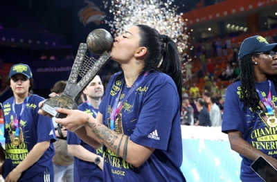 Fenerbahçe, kupasını aldı