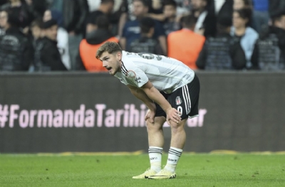 Beşiktaş'ın derdi bitmiyor! Şimdi de Semih Kılıçsoy ve Mert Günok