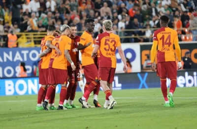 Galatasaray'dan imza harekatı! Yeni sözleşmeler RAMS Park'ta imzalanıyor