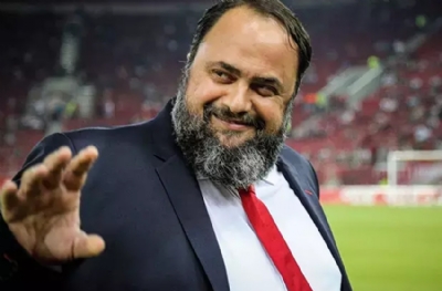 Olympiakos; din ve siyaseti futbola karıştırdı. Efsane ve Yunan bayrağı