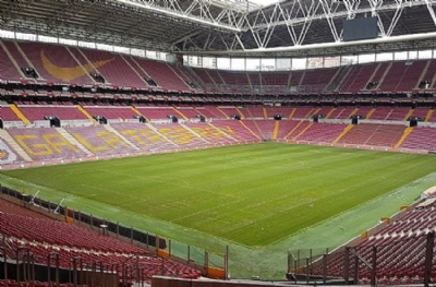 Galatasaray taraftarı resmen çıldırdı! Sadece 4 dakika sürdü