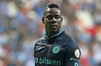Fotospor, Adana DS'daki faciaya dikkat çekiyor! Balotelli de kaçanlar arasına girdi