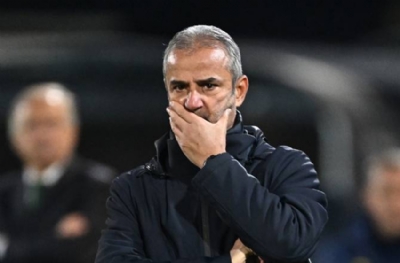 İsmail Kartal inzivaya çekildi 