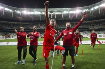 Türkiye-Almanya:11-0 (MAÇ SONUCU)