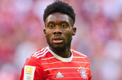 Alphonso Davies kararını verecek