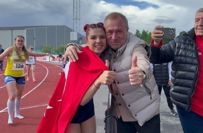 Esra Bayrak Avrupa şampiyonu