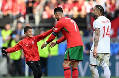  10 yaşındaki Berat, Türk futbolunu bitirdi! Bir selfie ile ortaya çıkan acı gerçekler 