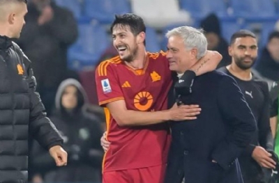 Mourinho'dan Azmoun sözleri! 'Azmoun hakkında konuşmayı bile zor buluyorum'