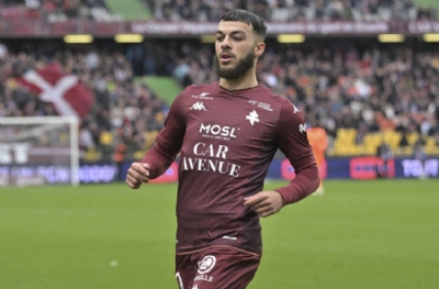 Monaco Mikautadze'yi doğruladı