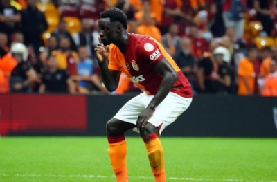  Galatasaray'dan Davinson mesajı