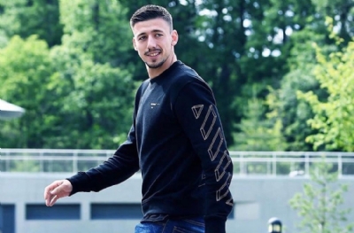 Beşiktaş’ın stoperi Barcelona'dan geliyor! Herkes mutlu, herkes heyecanlı