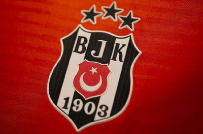 Beşiktaş sol stoperi bedava kapatabilir! Barça gözleri parlattı 