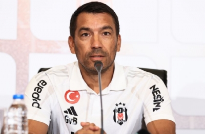 İşte Van Bronckhorst'ün Galatasaray'ı devirme planı! Beşiktaş'tan sürpriz hamle