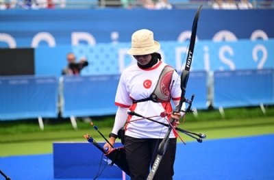  Elif Berra Gökkır, veda etti